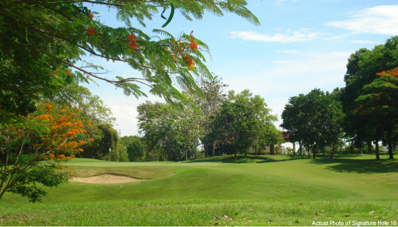 Wide shot of a golf course at Golf Estates in Cagayan de Oro